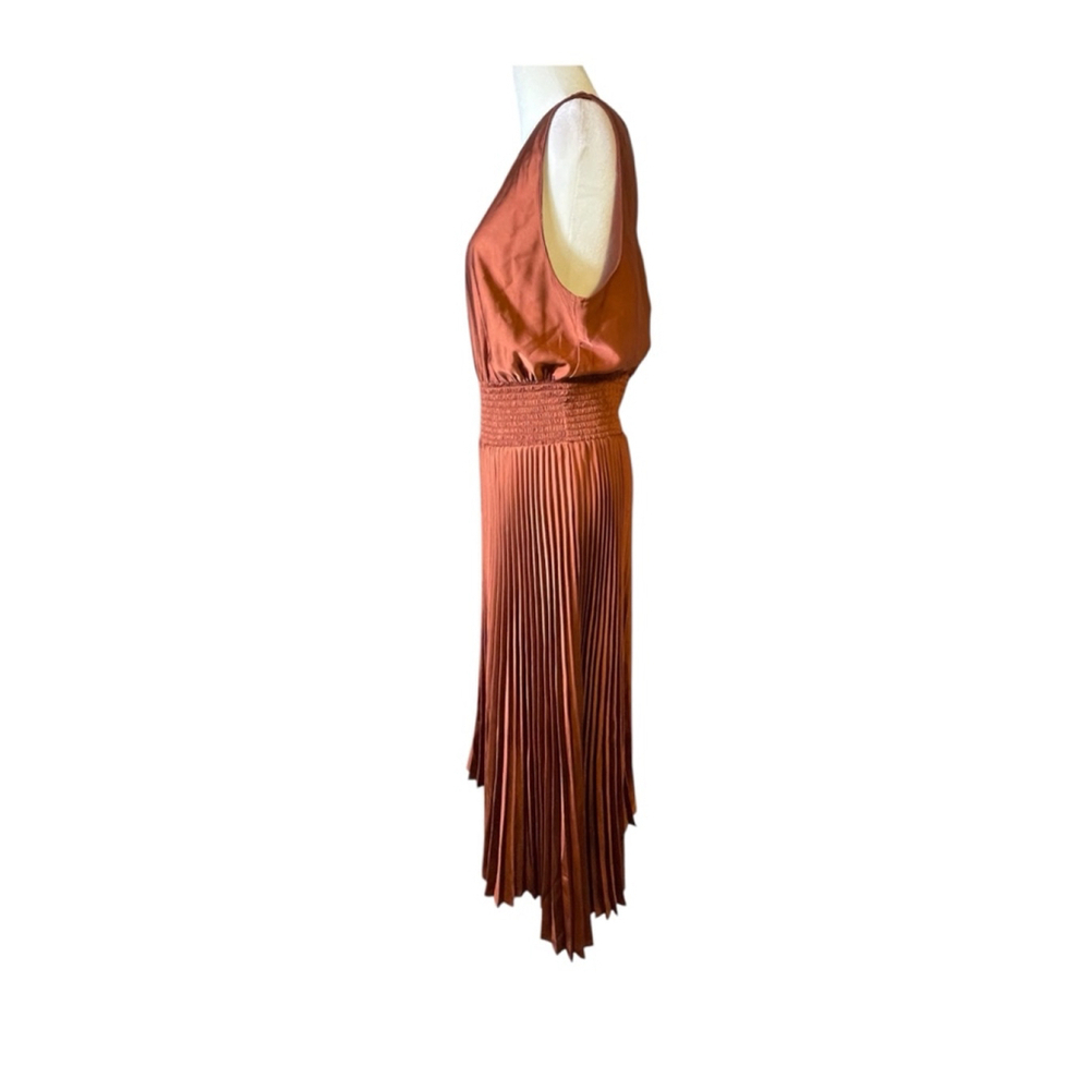 L Express burnt orange, rust, satin sleeveless,pleated skirt asymmetric hemline - Picture 6 of 8